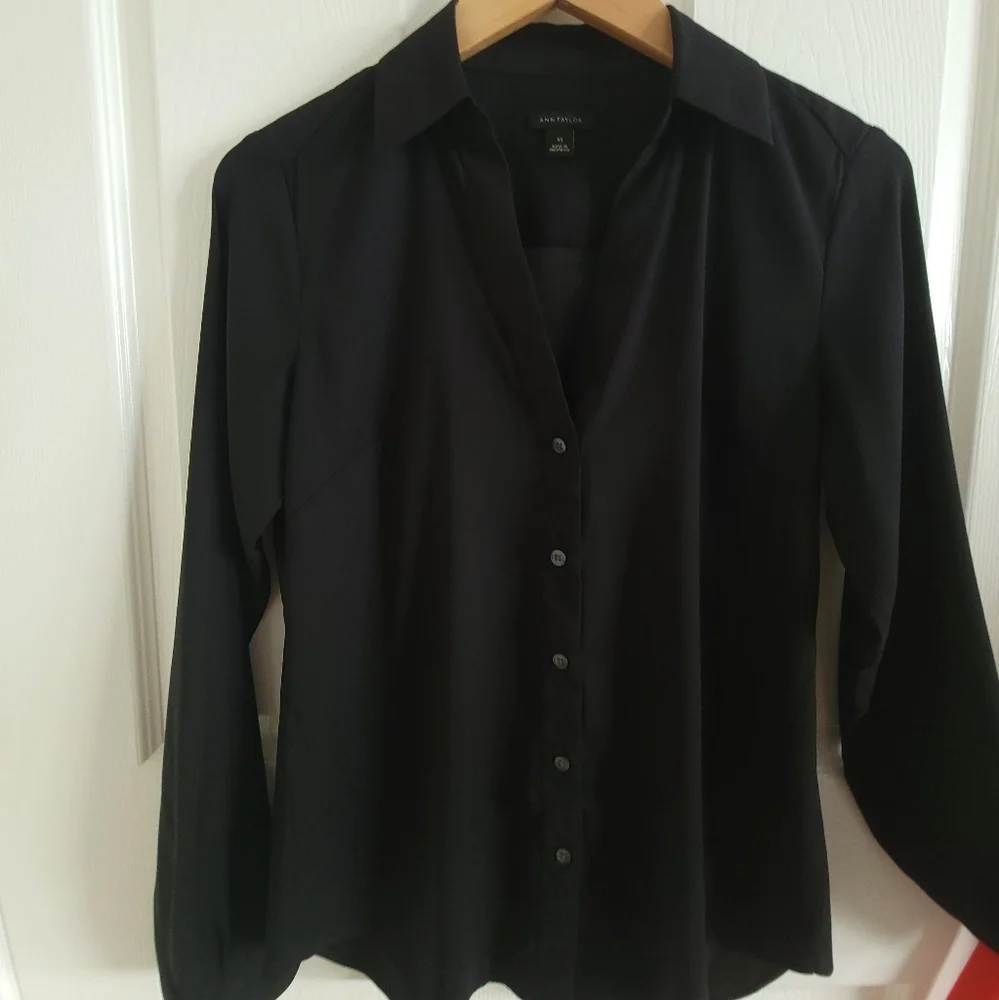 Ann Taylor Cream and Black Blouses (NWOT Black, NWT Cream) - Picture 7 of 16